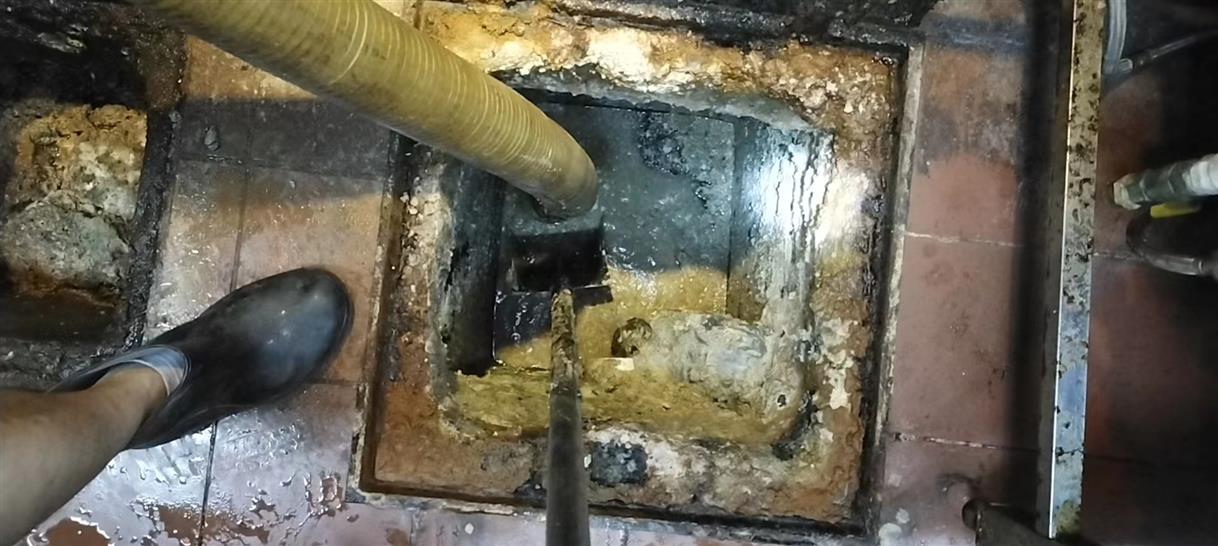 兴平污水池清理一般都有毒气，怎么预防中毒呢？